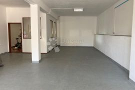 Poslovni prostor u okolici Kastva, Kastav, Commercial property