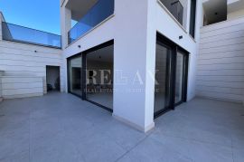 Crikvenica -  Stan s bazenom u urbanoj vili, Crikvenica, Appartment