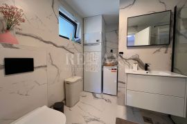 Crikvenica -  Stan s bazenom u urbanoj vili, Crikvenica, Appartement