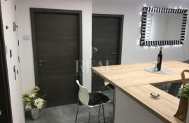 Prodaja adaptiranog stana na Rastočinama 2S+DB  50 M2, Rijeka, Appartment