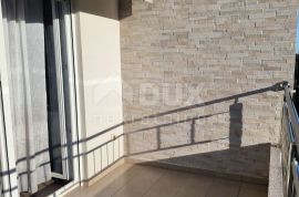 ISTRA, PULA Lijepi jednosoban stan s terasom i liftom!, Pula, Διαμέρισμα