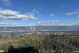 Vrijedna nekretnina na lijepoj poziciji i panoramskim pogledom na more i planine!, Dobrinj, Casa