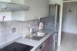 Trosoban stan 74m2-Hvarska ulica -Sigečica!!!, Trnje, Appartement