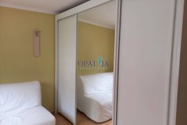 Lovran, centar, 2s+db s pogledom, Lovran, Appartement