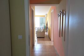 Lovran, centar, 2s+db s pogledom, Lovran, Appartment