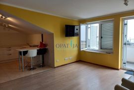 Lovran, centar, 2s+db s pogledom, Lovran, Appartment