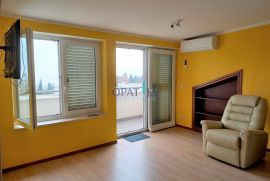 Lovran, centar, 2s+db s pogledom, Lovran, Appartment