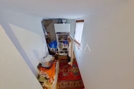 Dvosoban stan u kući 37m2 u ul. Radnička, Novo Sarajevo, Kвартира