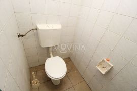 Višenamjenski poslovni prostor za najam 272m2,Dolac Malta, Novo Sarajevo, Commercial property