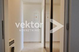 Donja Drenova, uređen 1-soban s dnevnim boravkom i terasom, Rijeka, Flat