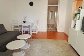 RIJEKA, GORNJA VEŽICA - stan sa potencijalom 45m², Rijeka, Kвартира