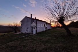 ISTRA, BUJE - Samostojeća kuća na mirnoj lokaciji, Buje, House