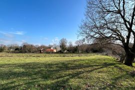 Građevinsko zemljište Medulin - odlična pozicija u mirnom djelu naselja, Medulin, Land