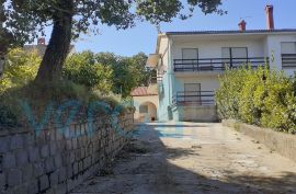 Malinska okolica, Samostojeća kuća blizu mora s pogledom, prodaja, Malinska-Dubašnica, House