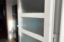 Krk, šira okolica, stan 55m2, okućnica 59m2, prodaja, Krk, Wohnung