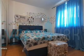 Krk, šira okolica, stan 55m2, okućnica 59m2, prodaja, Krk, Appartment