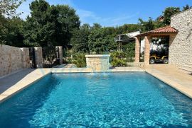 Uvala Soline, okolica, Moderna kamena vila sa bazenom, 200 m2, prodaja, Dobrinj, Casa