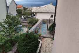 Senj, samostojeća kuća sa dva stana, pogled na more, prodaja, Senj, House