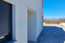 Malinska, šira okolica, Novoizgrađena samostojeća kuća 170 m2 sa prekrasnim pogledom na more, prodaja, Malinska-Dubašnica, Haus