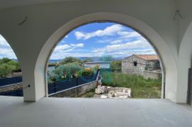 Krk, šira okolica, Obnovljena kamena kuća s panoramskim pogledom na more, prodaja, Krk, Ev