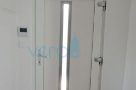 Grad Krk, okolica, novi duplex stan 84 m2 sa terasom i panoramskim pogledom na more. prodaja, Krk, Διαμέρισμα