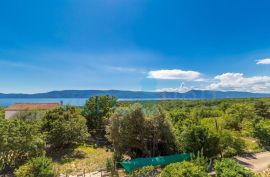 Krk, okolica grada Krka, samostojeća kuća sa tri stana, prodaja, Krk, بيت