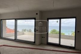 Zaton - Apartman 72,72 m2, pogled na more! 363600€, Nin, Kвартира