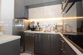 Zemun, Gornji grad, Rade Končara, 2.5, 60m2, Zemun, Apartamento