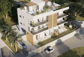 DVOSOBNI STAN  CENTAR TROGIR 72M2, Trogir, Flat