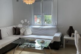 MALINSKA, Predivan stan 5 min od mora, Malinska-Dubašnica, Appartement