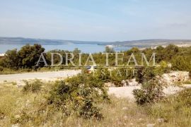 GRAĐEVINSKI TEREN SA ZAPOČETOM GRADNJOM, MASLENICA, Jasenice, Land