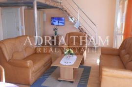 APARTMANSKA VILA S BAZENOM I POGLEDOM NA MORE, ZADAR, Zadar, بيت