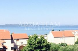 APARTMANSKA KUĆA SAMO 170 M OD MORA, Zadar, Casa