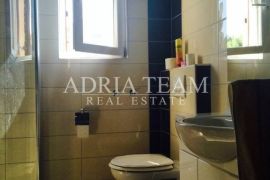 APARTMANSKA KUĆA SAMO 170 M OD MORA, Zadar, Σπίτι