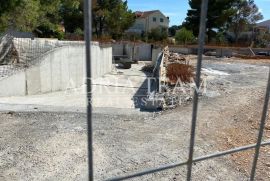 LUKSUZNI APARTMANI NA SAMOJ PLAŽI, Šibenik, شقة