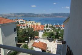 APARTMANSKA KUĆA, 150 M OD MORA, IZVRSNA POZICIJA!! SPLIT - SLATINE, Split, Famiglia