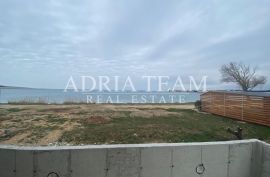 APARTMANI U NOVOGRADNJI, 20 M OD MORA - TOP POZICIJA!!! POVLJANA - PAG, Povljana, Διαμέρισμα