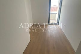 NOVO U PONUDI!! APARTMANI NA TOP LOKACIJI, 100 m OD MORA, PETRČANE - ZADAR, Zadar - Okolica, Apartamento