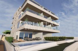 LUKSUZNI APARTMANI S POGLEDOM NA MORE, 150 M OD MORA, PUNAT - KRK, Punat, Appartamento