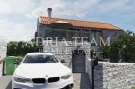 VILA S BAZENOM, 200 M OD MORA, NOVIGRAD - ZADAR, Novigrad, Famiglia