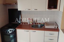 APARTMAN S 2 SPAVAĆE SOBE I POGLEDOM NA MORE, 50 M OD MORA, POVLJANA - PAG, Povljana, Appartment