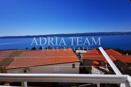 KUĆA SA 7 APARTMANA S POGLEDOM NA MORE - LOKVA ROGOZNICA, OMIŠ, Omiš, House