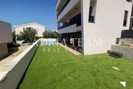 LUKSUZNI APARTMAN 100 m OD MORA - MANDRE, PAG, Pag, Διαμέρισμα