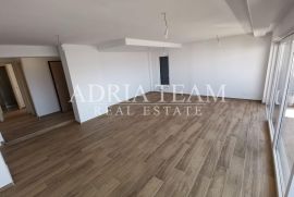 LUKSUZNI APARTMAN S POGLEDOM 100 m OD MORA - MANDRE, PAG, Pag, Kвартира