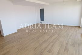 LUKSUZNI APARTMAN S POGLEDOM 100 m OD MORA - MANDRE, PAG, Pag, Διαμέρισμα