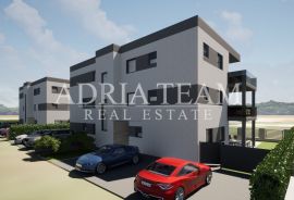 APARTMANI U STAMBENIM ZGRADAMA, NOVOGRADNJA, 150 m OD MORA - PRIVLAKA, Privlaka, Daire