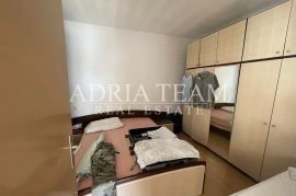 KUĆA S PROSTRANOM OKUĆNICOM, PRVI RED DO MORA - JAKIŠNICA, Novalja, House