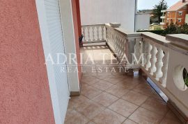 APARTMANSKA KUĆA S 8 STAMBENIH JEDINICA - DIKLO, ZADAR, Zadar, Famiglia