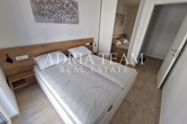 PRILIKA!!! APARTMAN NA 2. KATU STAMBENE ZGRADE, POGLED NA MORE - DIKLO, ZADAR, Zadar, Kвартира