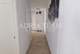 APARTMAN NA 2. KATU STAMBENE ZGRADE, POGLED NA MORE - DIKLO, ZADAR, Zadar, Appartement